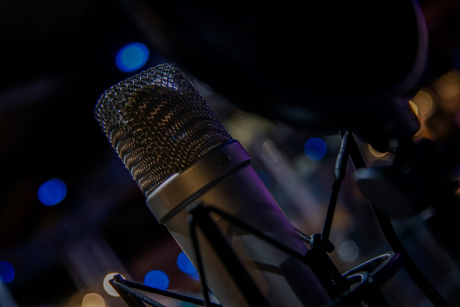 Macro of microphone and recording equipment